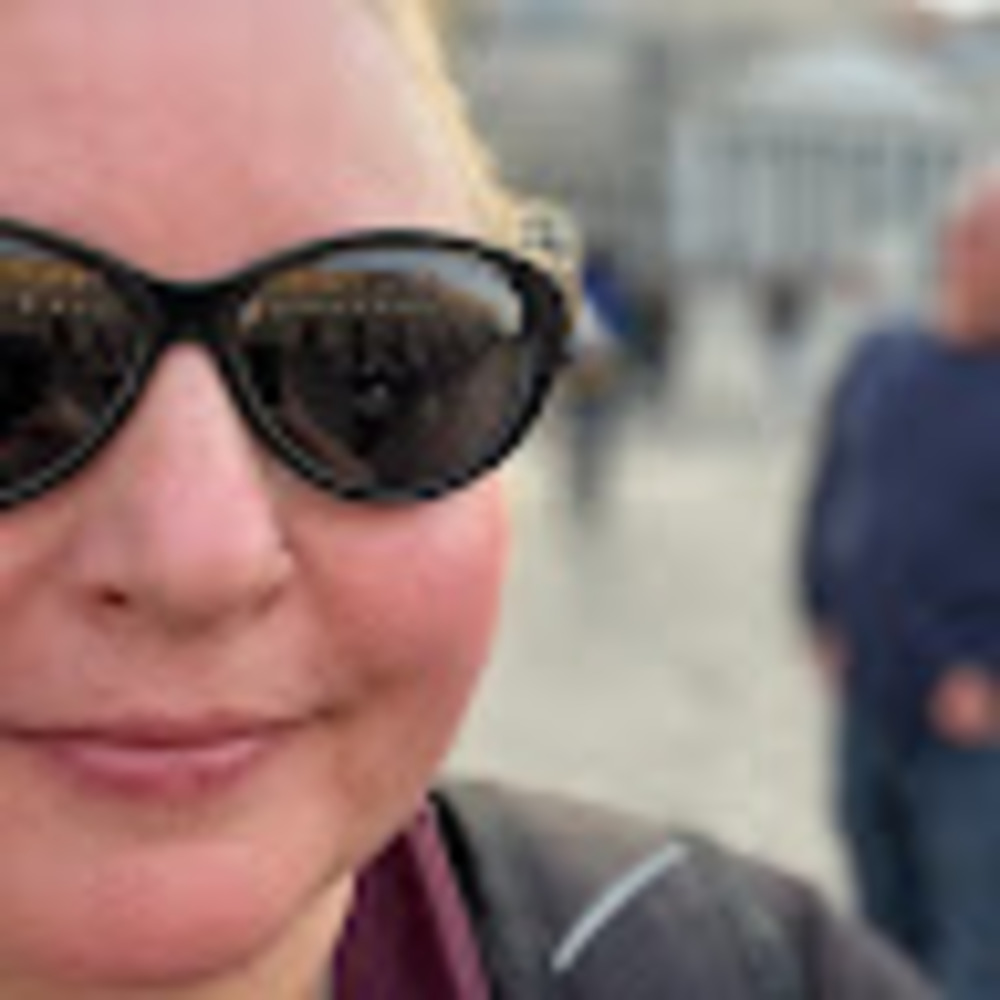 Meet your Posher, Anjanette